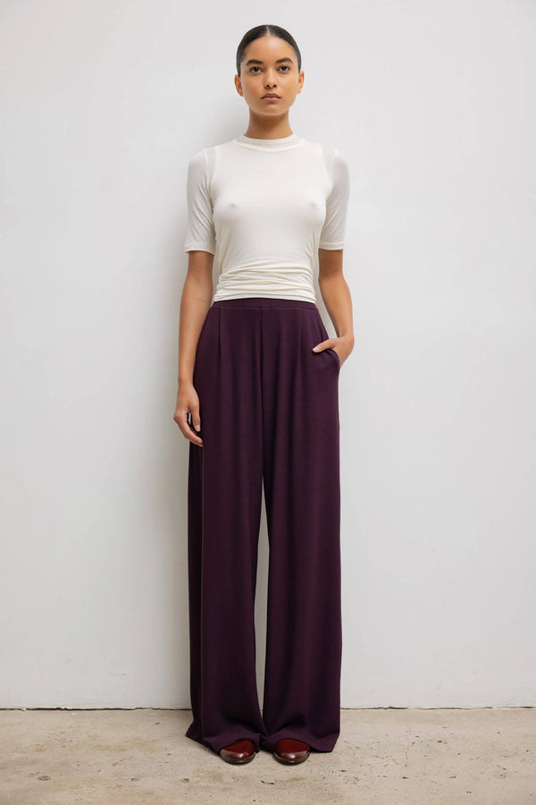 Lauren Pleated Pocket Pant in Dark Berry