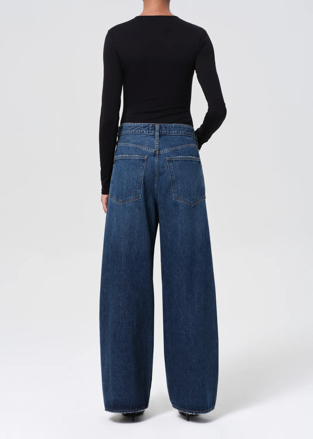 WOMEN'S JEANS – CURIO at Faena Bazaar