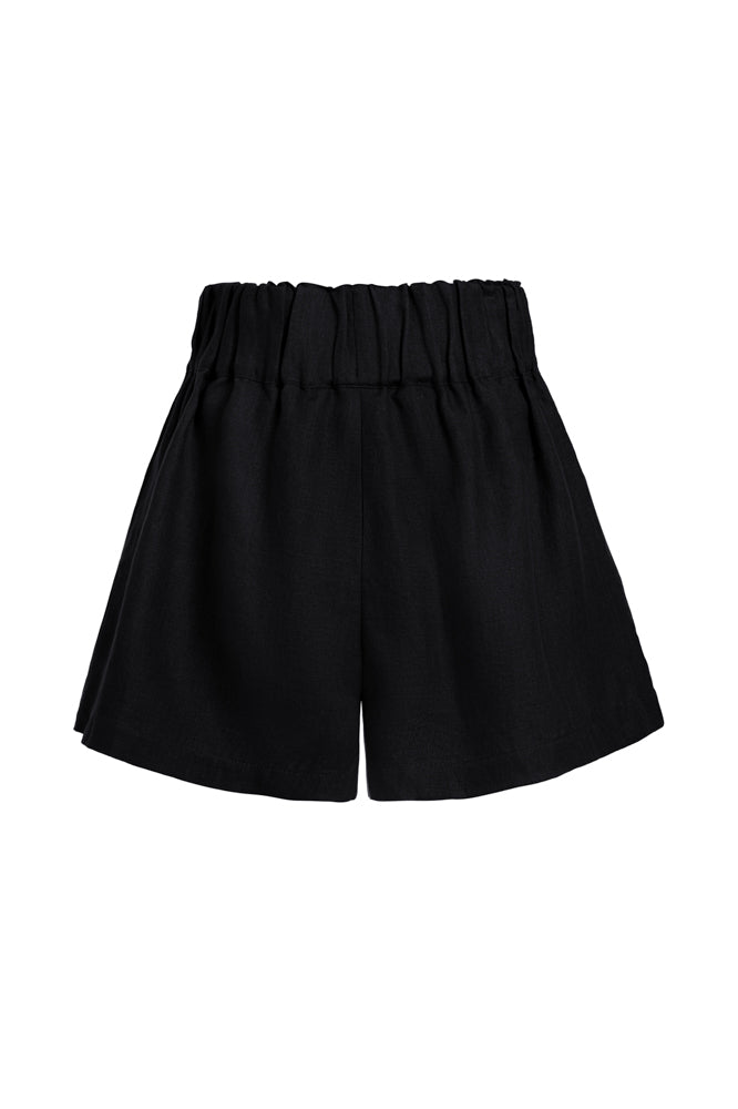 Universal Short Black