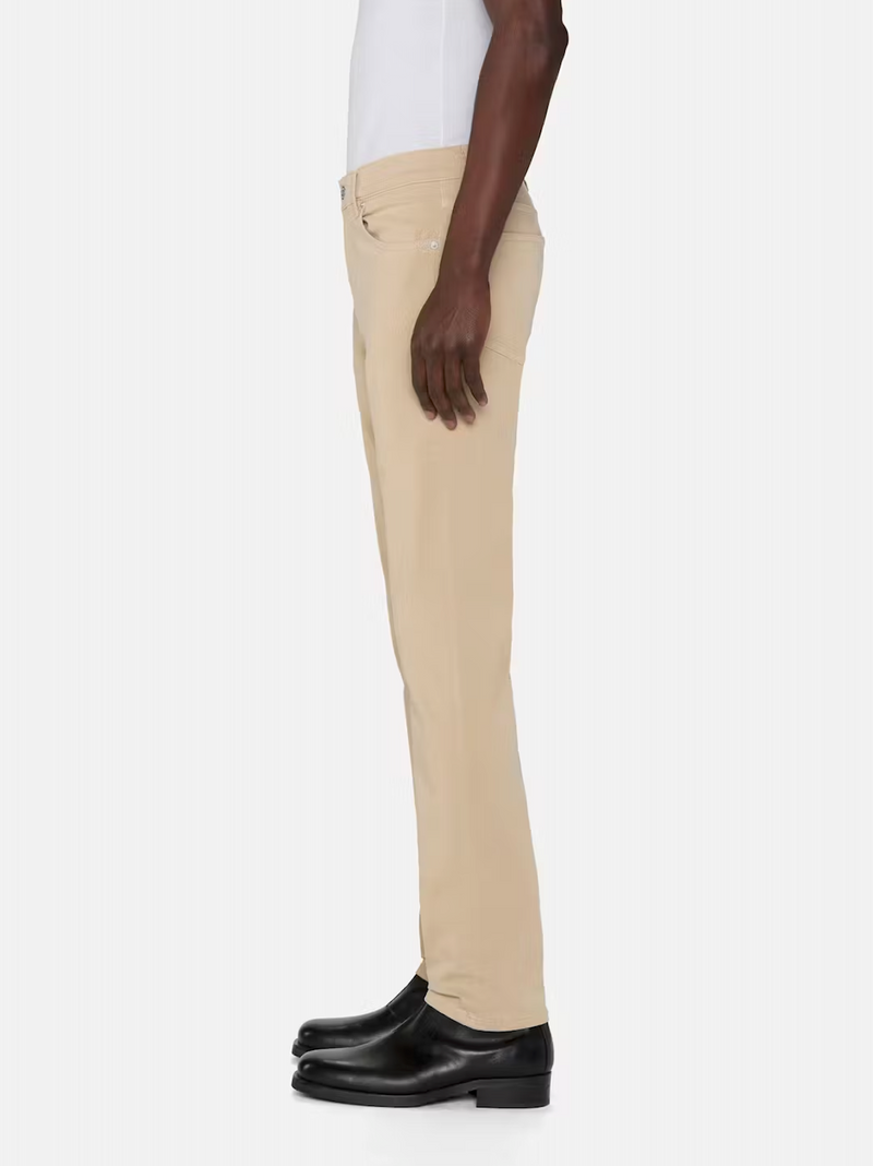 Modern Straight in Beige
