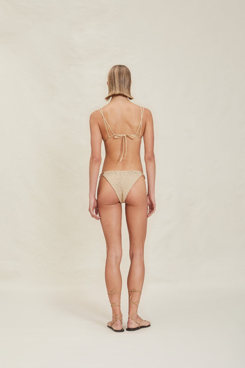 Carley Bottom Raffia