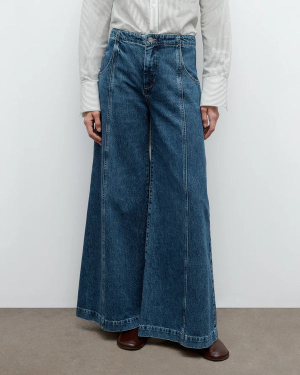 Dancing in the Dark Paris