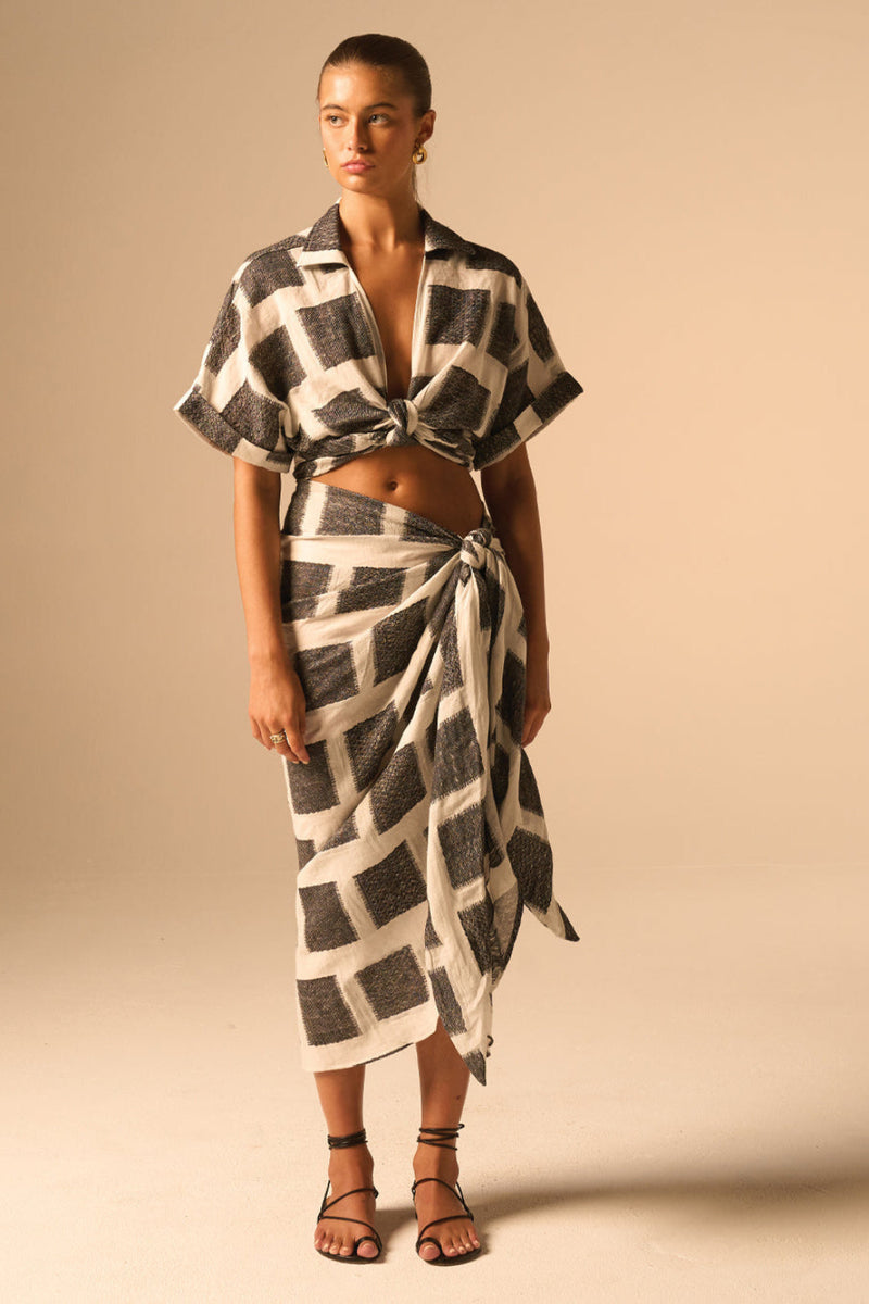 Pearl Skirt Black Square