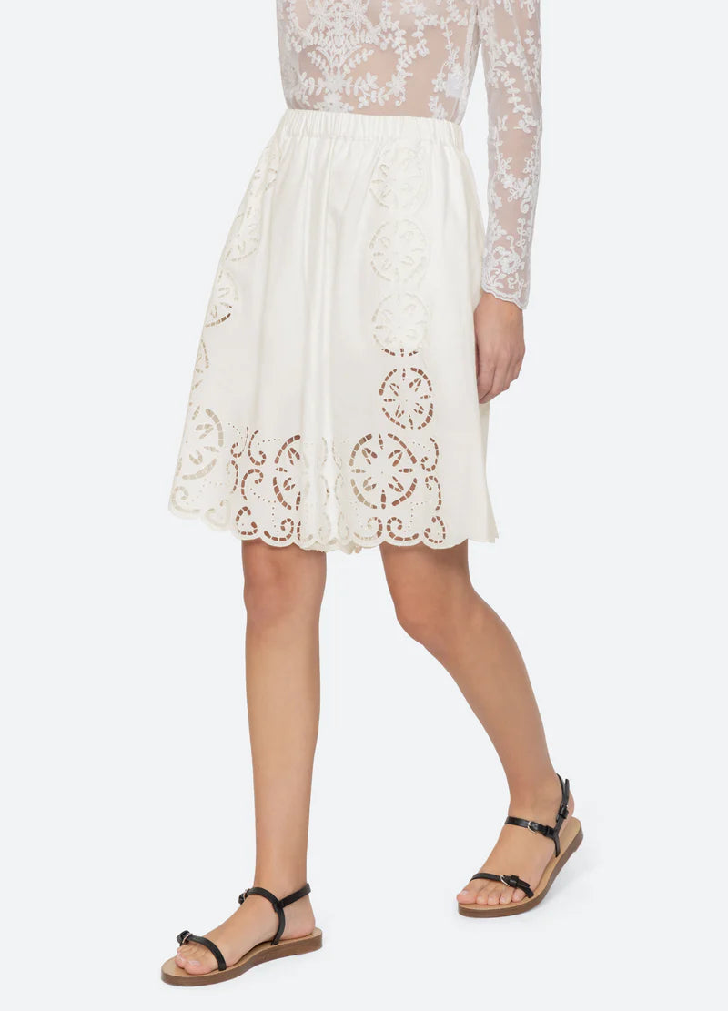 Dahlia Eyelet Short