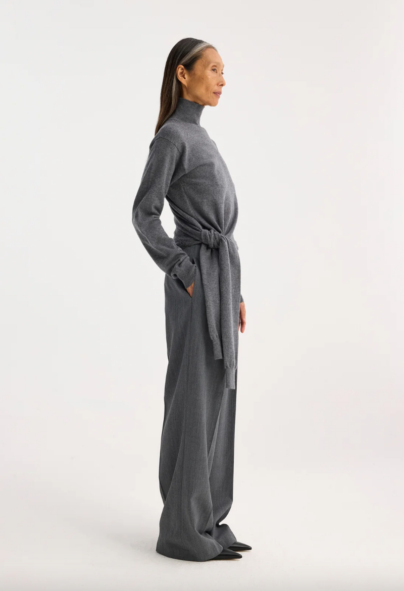4-Sleeved Knotted Jumper