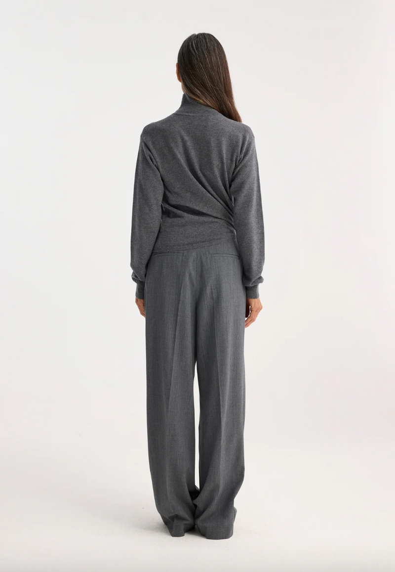 4-Sleeved Knotted Jumper