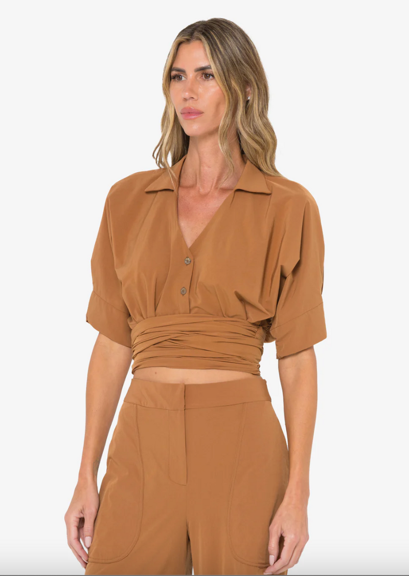 Halle Top
