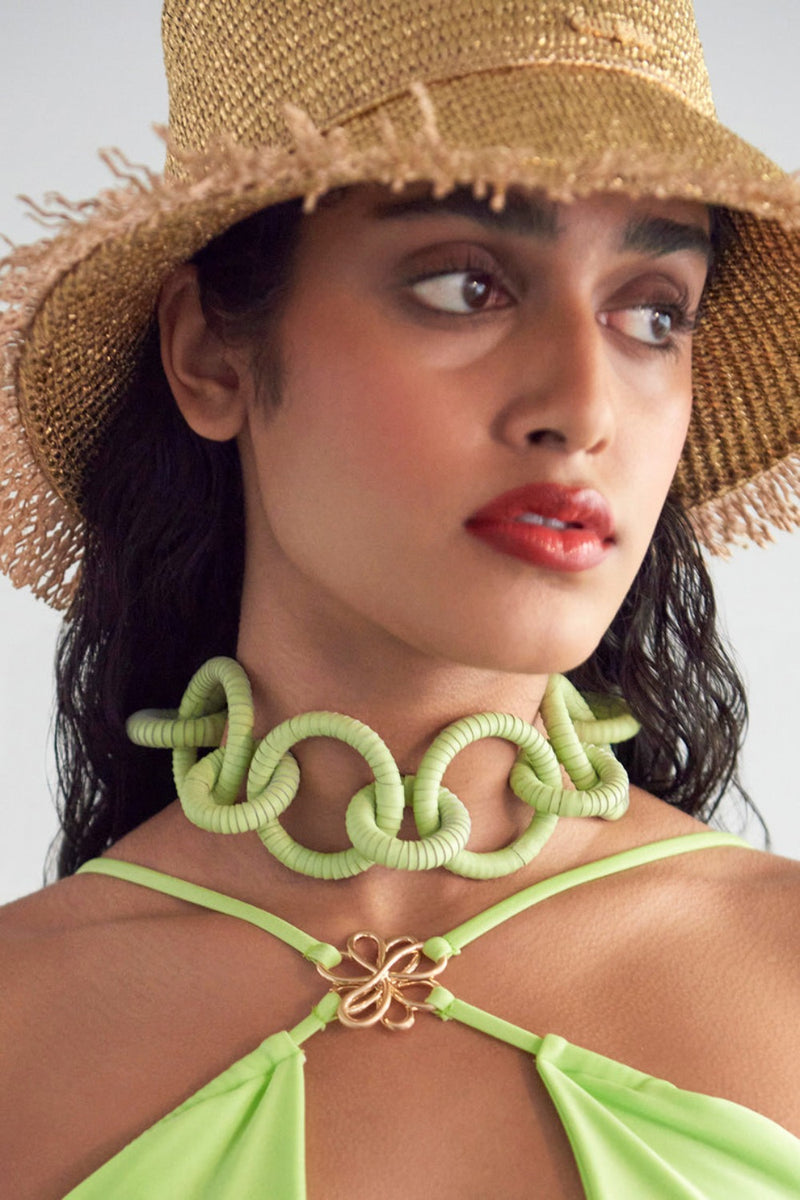 Valence Choker